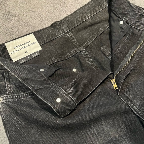 Super Baggy Black Denim Jeans - Picture 5 of 5